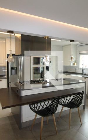 Apartamento à venda com 198m², 3 quartos e 6 vagasSala / Cozinha