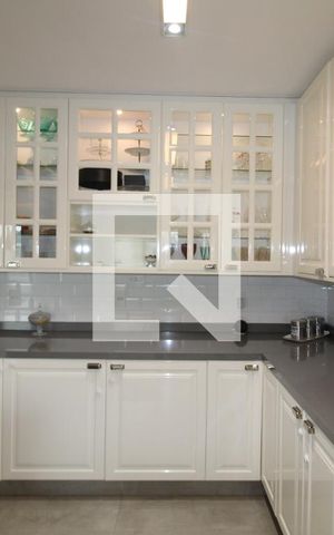 Apartamento à venda com 198m², 3 quartos e 6 vagasSala / Cozinha