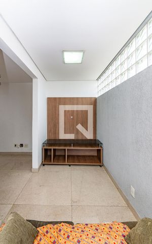 Apartamento para alugar com 94m², 3 quartos e 2 vagas Apartamento para alugar com 94m², 3 quartos e 2 vagasSala