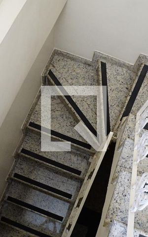Apartamento à venda com 239m², 5 quartos e 3 vagasEscada Cobertura