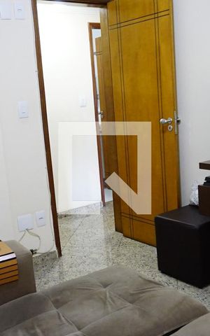 Apartamento à venda com 239m², 5 quartos e 3 vagasQuarto 2