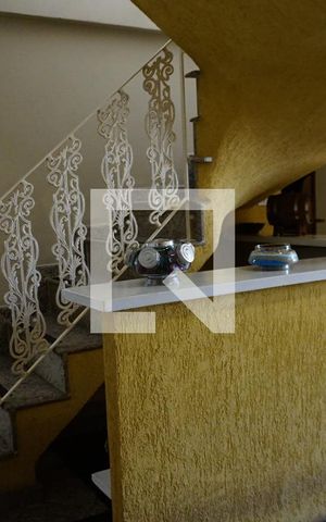 Apartamento à venda com 239m², 5 quartos e 3 vagasSala