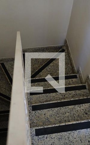 Apartamento à venda com 239m², 5 quartos e 3 vagasEscada Cobertura