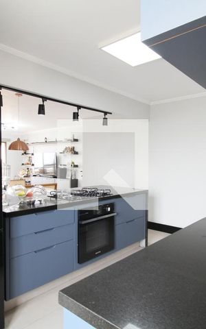 Apartamento à venda com 120m², 3 quartos e 2 vagasCozinha 