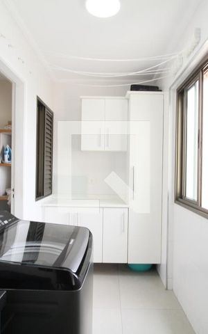 Apartamento à venda com 120m², 3 quartos e 2 vagasÁrea de Serviço