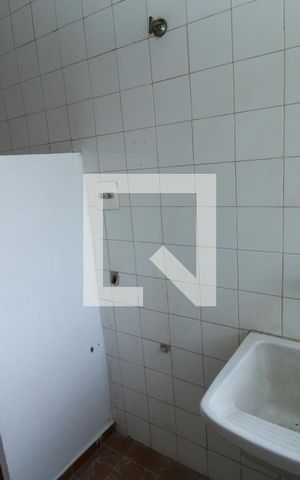 Apartamento para alugar com 56m², 2 quartos e 1 vagaÁrea de Serviço