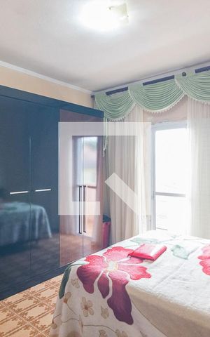Casa à venda com 250m², 2 quartos e 2 vagas Casa à venda com 250m², 2 quartos e 2 vagasQuarto 1