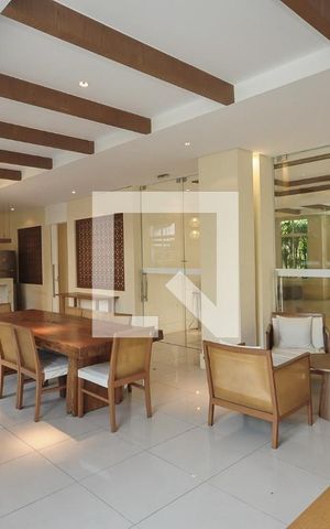 Apartamento para alugar com 65m², 1 quarto e 2 vagas Apartamento para alugar com 65m², 1 quarto e 2 vagasÁrea comum - Salão de festas