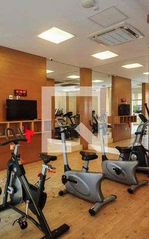 Apartamento para alugar com 65m², 1 quarto e 2 vagas Apartamento para alugar com 65m², 1 quarto e 2 vagasÁrea comum - Academia