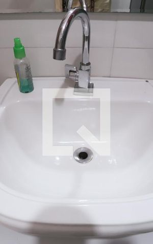 Apartamento à venda com 72m², 3 quartos e 1 vaga Apartamento à venda com 72m², 3 quartos e 1 vagaBanheiro