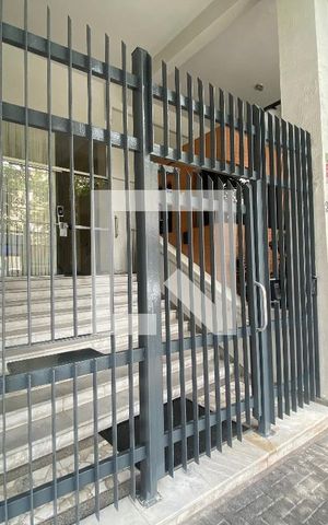 Apartamento à venda com 72m², 3 quartos e 1 vaga Apartamento à venda com 72m², 3 quartos e 1 vagaFachada