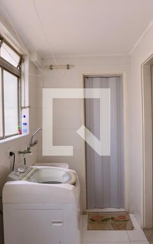 Apartamento à venda com 72m², 3 quartos e 1 vaga Apartamento à venda com 72m², 3 quartos e 1 vagaLavanderia