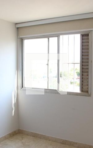 Apartamento para alugar com 68m², 3 quartos e 1 vagaQuarto 2