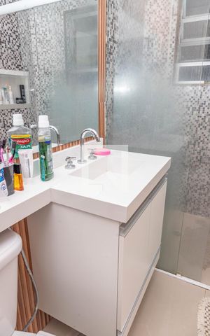 Casa à venda com 230m², 4 quartos e 3 vagas Casa à venda com 230m², 4 quartos e 3 vagasBanheiro