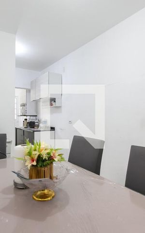 Casa à venda com 250m², 2 quartos e 4 vagas Casa à venda com 250m², 2 quartos e 4 vagasSala de Jantar