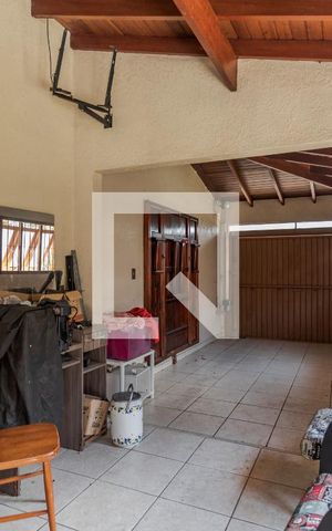Casa à venda com 120m², 2 quartos e 2 vagas Casa à venda com 120m², 2 quartos e 2 vagasGaragem