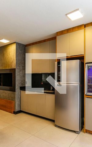 Casa de condomínio à venda com 95m², 3 quartos e 2 vagas Casa de condomínio à venda com 95m², 3 quartos e 2 vagasÁrea comum - Salão de festas