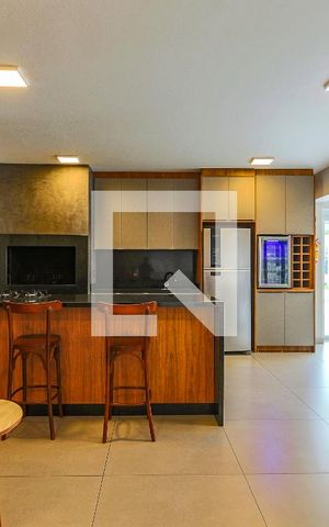 Casa de condomínio à venda com 95m², 3 quartos e 2 vagas Casa de condomínio à venda com 95m², 3 quartos e 2 vagasÁrea comum - Salão de festas