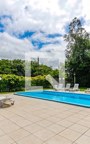 Casa de condomínio à venda com 95m², 3 quartos e 2 vagas Casa de condomínio à venda com 95m², 3 quartos e 2 vagasÁrea comum - Piscina