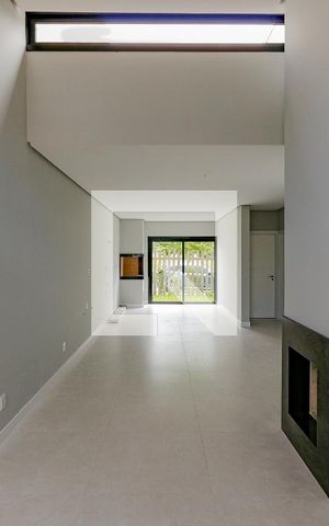 Casa de condomínio à venda com 95m², 3 quartos e 2 vagas Casa de condomínio à venda com 95m², 3 quartos e 2 vagasSala