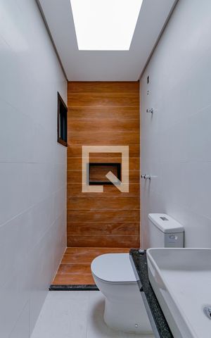 Casa de condomínio à venda com 95m², 3 quartos e 2 vagas Casa de condomínio à venda com 95m², 3 quartos e 2 vagasBanheiro da Suíte