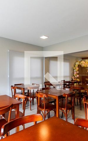 Casa de condomínio à venda com 95m², 3 quartos e 2 vagas Casa de condomínio à venda com 95m², 3 quartos e 2 vagasÁrea comum - Salão de festas