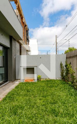 Casa de condomínio à venda com 95m², 3 quartos e 2 vagas Casa de condomínio à venda com 95m², 3 quartos e 2 vagasQuintal