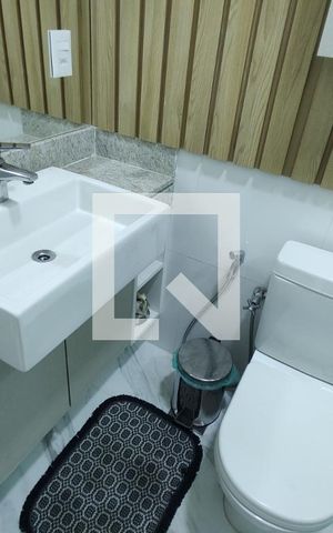Apartamento à venda com 97m², 3 quartos e 1 vaga Apartamento à venda com 97m², 3 quartos e 1 vagaBanheiro da Suíte
