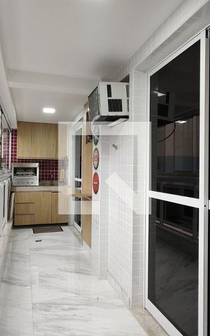 Apartamento à venda com 97m², 3 quartos e 1 vaga Apartamento à venda com 97m², 3 quartos e 1 vagaVaranda