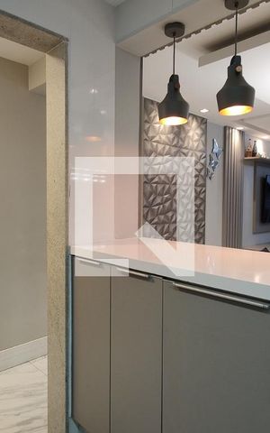 Apartamento à venda com 97m², 3 quartos e 1 vaga Apartamento à venda com 97m², 3 quartos e 1 vagaSala