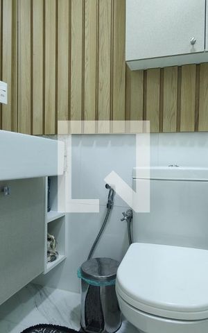Apartamento à venda com 97m², 3 quartos e 1 vaga Apartamento à venda com 97m², 3 quartos e 1 vagaBanheiro da Suíte