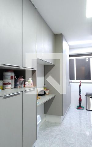 Apartamento à venda com 97m², 3 quartos e 1 vaga Apartamento à venda com 97m², 3 quartos e 1 vagaCozinha - Armários