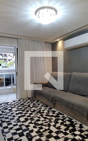 Apartamento à venda com 97m², 3 quartos e 1 vaga Apartamento à venda com 97m², 3 quartos e 1 vagaSala