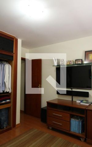 Casa à venda com 118m², 3 quartos e 2 vagasQuarto 2