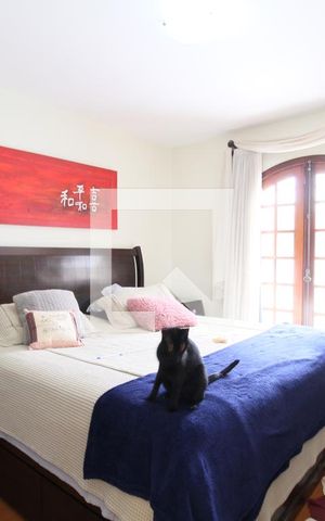 Casa à venda com 118m², 3 quartos e 2 vagasSuíte