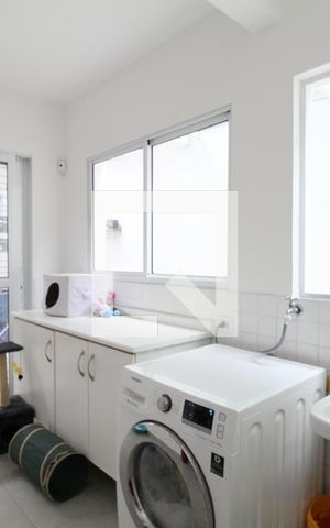 Casa à venda com 118m², 3 quartos e 2 vagasÁrea de Serviço