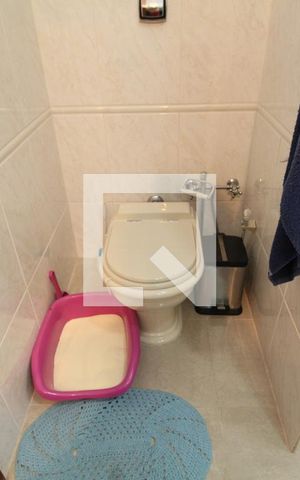 Casa à venda com 118m², 3 quartos e 2 vagasBanheiro Social