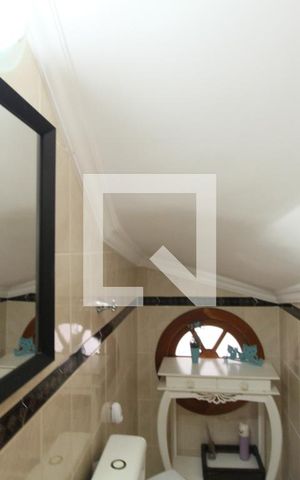 Casa à venda com 118m², 3 quartos e 2 vagasBanheiro da Suíte
