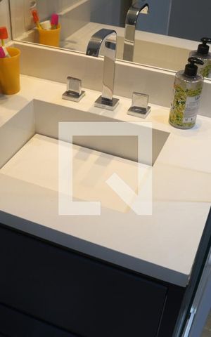 Apartamento para alugar com 77m², 3 quartos e 2 vagasBanheiro 1