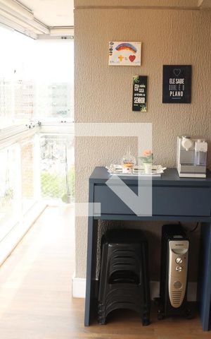 Apartamento para alugar com 77m², 3 quartos e 2 vagasVaranda