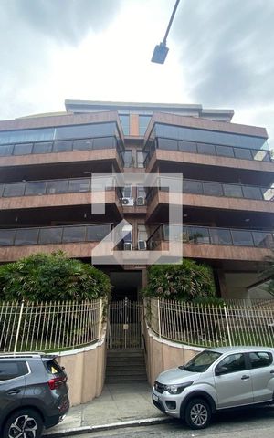 Apartamento à venda com 135m², 3 quartos e 2 vagasFachada