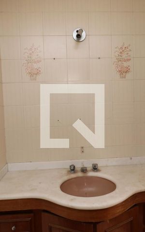 Apartamento à venda com 135m², 3 quartos e 2 vagasBanheiro da Suíte
