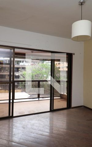 Apartamento à venda com 135m², 3 quartos e 2 vagasSuite
