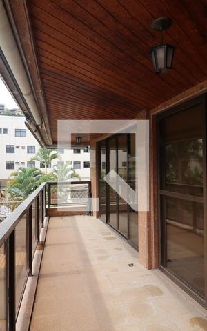 Apartamento à venda com 135m², 3 quartos e 2 vagasVaranda