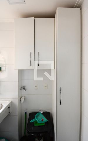 Apartamento à venda com 65m², 2 quartos e 2 vagas Apartamento à venda com 65m², 2 quartos e 2 vagasÁrea de Serviço