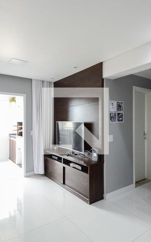 Apartamento à venda com 65m², 2 quartos e 2 vagas Apartamento à venda com 65m², 2 quartos e 2 vagasSala