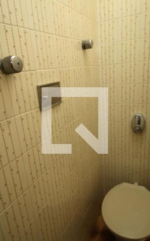 Apartamento à venda com 84m², 2 quartos e sem vagaBanheiro de Serviço
