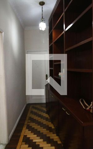 Apartamento à venda com 84m², 2 quartos e sem vagaSala
