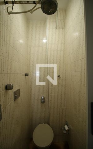 Apartamento à venda com 84m², 2 quartos e sem vagaBanheiro de Serviço