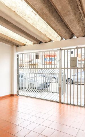Casa à venda com 100m², 2 quartos e 1 vagaGaragem